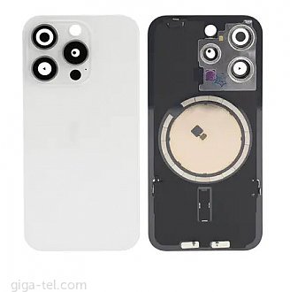 iPhone 15 Pro back cover with Magsafe white